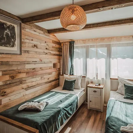Chalet Evergreen Hotel